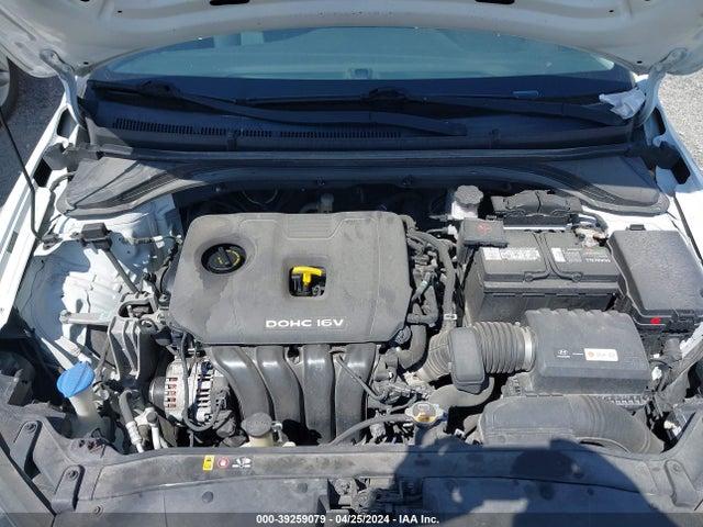 Hyundai ELANTRA SE 2017 5NPD74LF2HH103469 Image 10