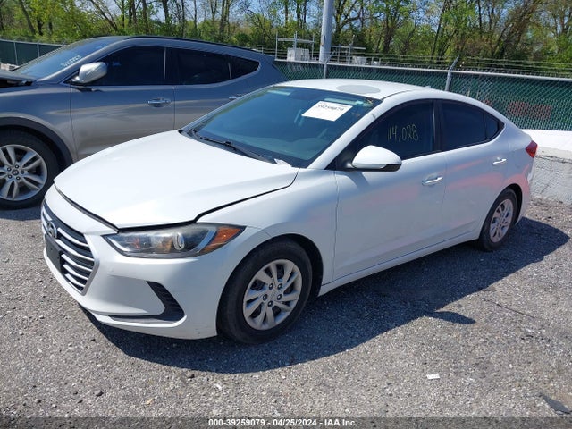 Hyundai ELANTRA SE 2017 5NPD74LF2HH103469 Image 2