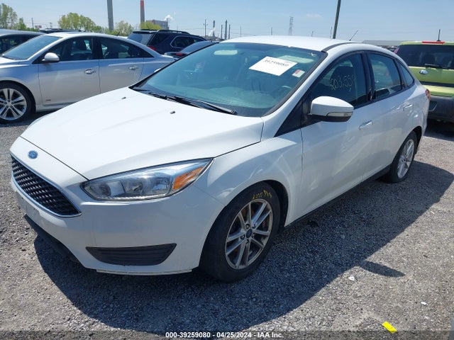 Ford FOCUS SE 2016 1FADP3F26GL352778 Image 2