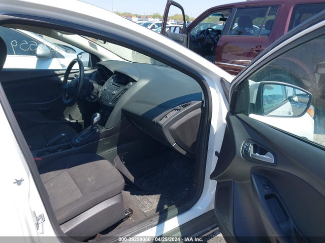 Ford FOCUS SE 2016 1FADP3F26GL352778 Image 5