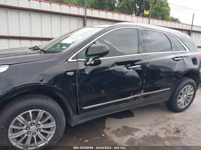 1GYKNBRS1HZ107103 Cadillac XT5 LUXURY