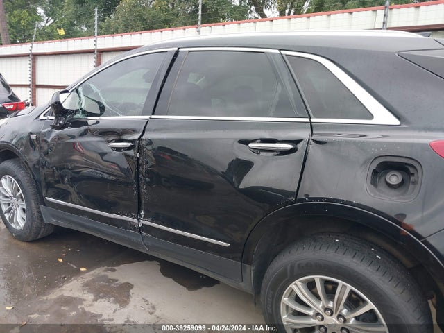 1GYKNBRS1HZ107103 Cadillac XT5 LUXURY