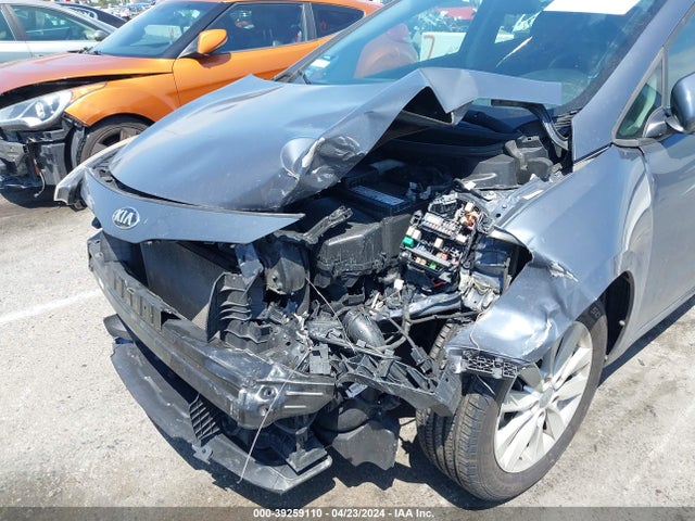 KIA FORTE LX 2016 KNAFX4A64G5577866 Image 6