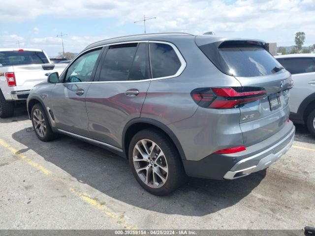 5UX13EU04R9T40844 BMW X5 Sdrive40i