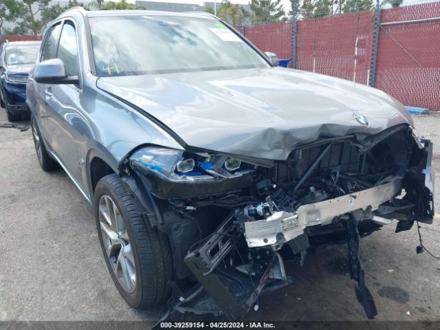 5UX13EU04R9T40844 BMW X5 Sdrive40i