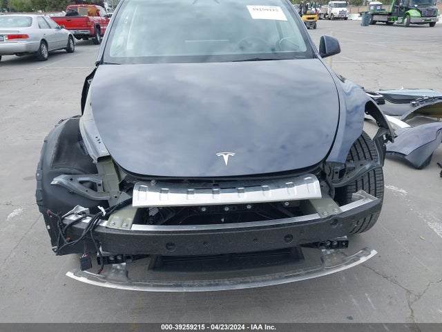 7SAYGDEE5PF976588 Tesla Model Y Awd/long Range Dual Motor All-wheel Drive