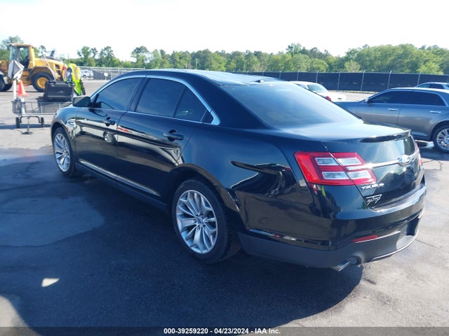 Ford Taurus Limited 2018 1FAHP2F87JG131593 Image 3