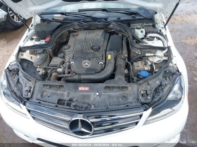WDDGF4HBXEA927962 Mercedes-Benz C 250 Luxury/sport