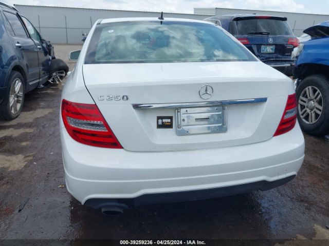 WDDGF4HBXEA927962 Mercedes-Benz C 250 Luxury/sport