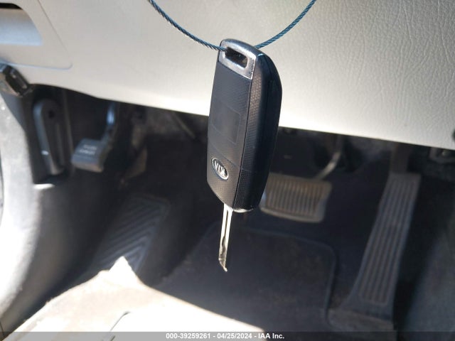 KIA Sorento Lx V6 2014 5XYKT4A75EG452501 Image 11