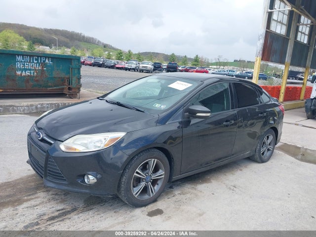 Ford FOCUS SE 2014 1FADP3F25EL107080 Image 2