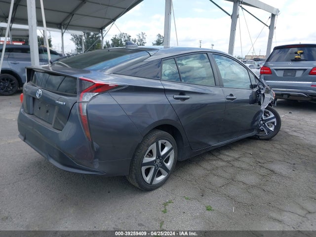 Toyota Prius Four Touring 2016 JTDKARFU7G3512559 Image 4