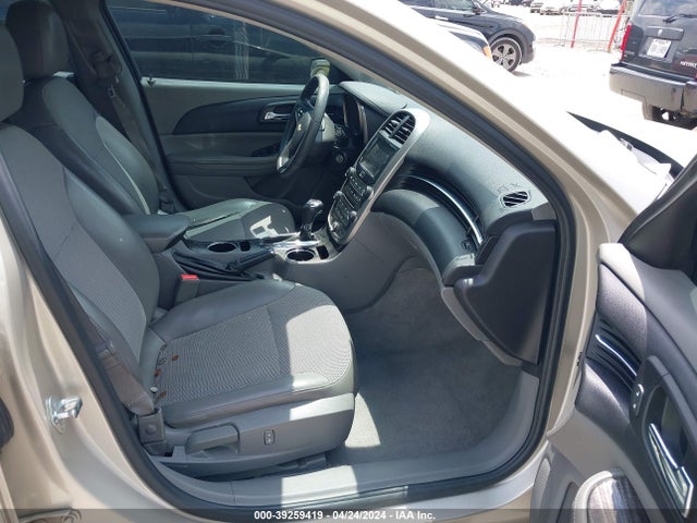 Chevrolet MALIBU 1LT 2015 1G11C5SL1FF323388 Image 5