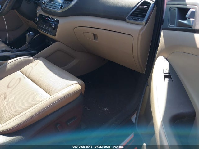 Hyundai Tucson Se Plus 2017 KM8J33A46HU382274 Image 5