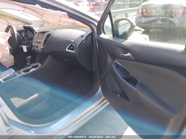 Chevrolet Cruze Ls Auto 2017 1G1BC5SM5H7130820 Image 5