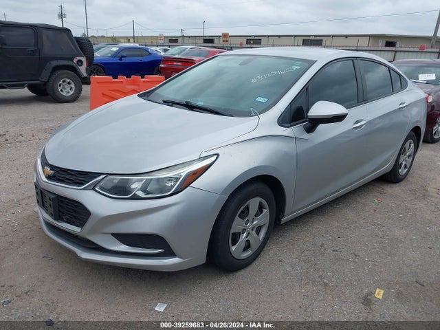 Chevrolet Cruze Ls Auto 2017 1G1BC5SM2H7119368 Image 2