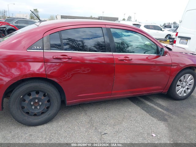 1C3CCBAB6EN213291 Chrysler 200 LX