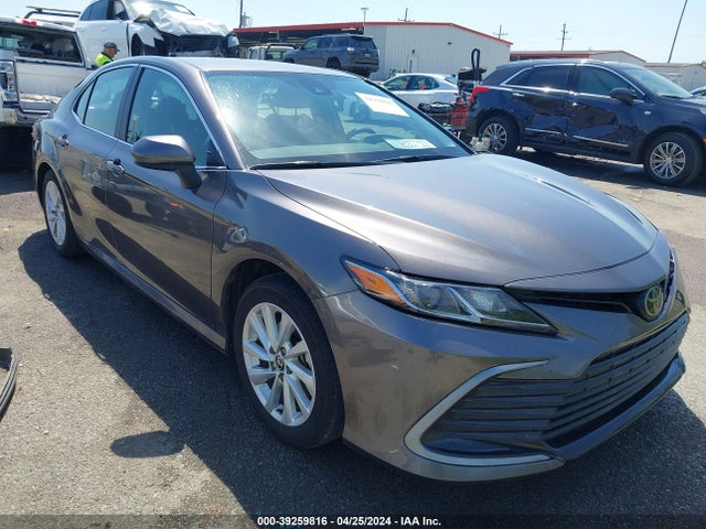 Toyota CAMRY LE 2024 4T1C11AK0RU842516 zdjęcie główne