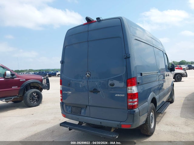 WD3PE7CD1JP643192 Mercedes-Benz Sprinter 2500 Standard Roof V6
