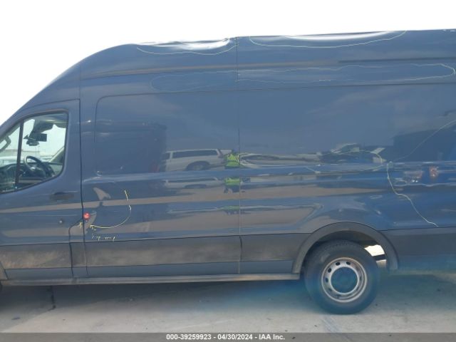 1FTBR3X89LKA55602 Ford Transit-250 Cargo Van
