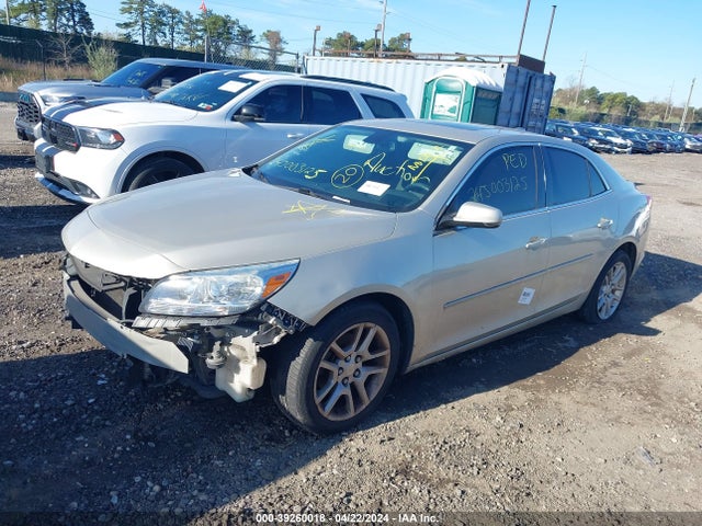 Chevrolet MALIBU 1LT 2015 1G11C5SL9FF171134 Image 2