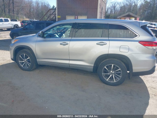 Toyota Highlander Xle 2017 5TDJZRFH3HS430190 Image 15