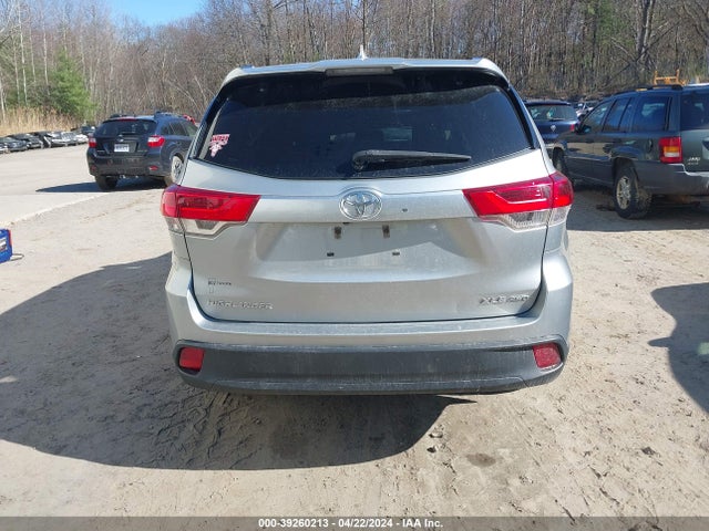 Toyota Highlander Xle 2017 5TDJZRFH3HS430190 Image 17