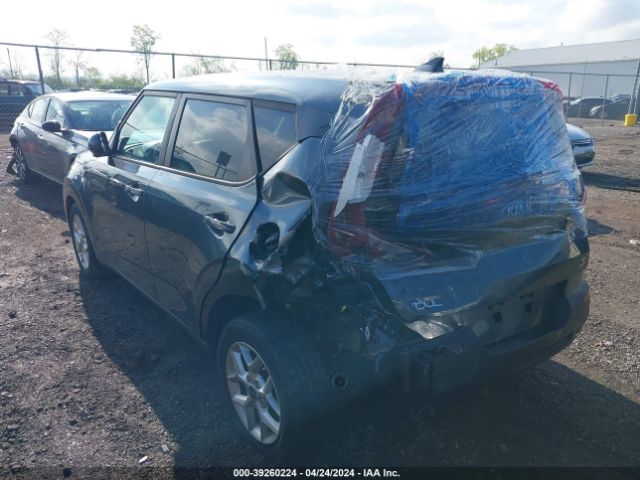 KNDJ23AU8L7083996 KIA SOUL S