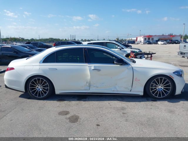 W1K6G6DB4NA085629 Mercedes-Benz S 500 4matic