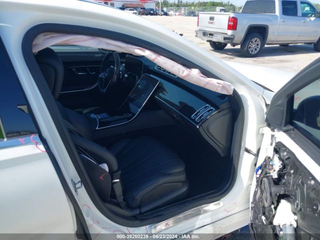 W1K6G6DB4NA085629 Mercedes-Benz S 500 4matic