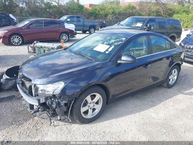 Chevrolet Cruze 1lt Auto 2015 1G1PC5SB1F7170703 Image 2