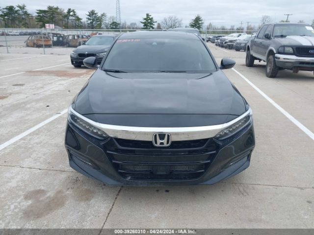 1HGCV2F99JA001838 Honda Accord Touring 2.0t