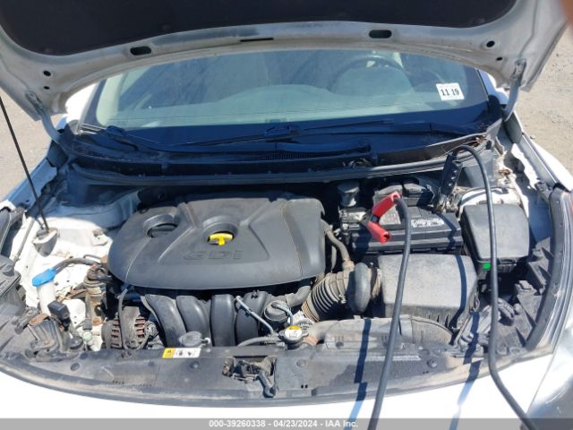 KMHD35LHXEU227943 Hyundai ELANTRA GT