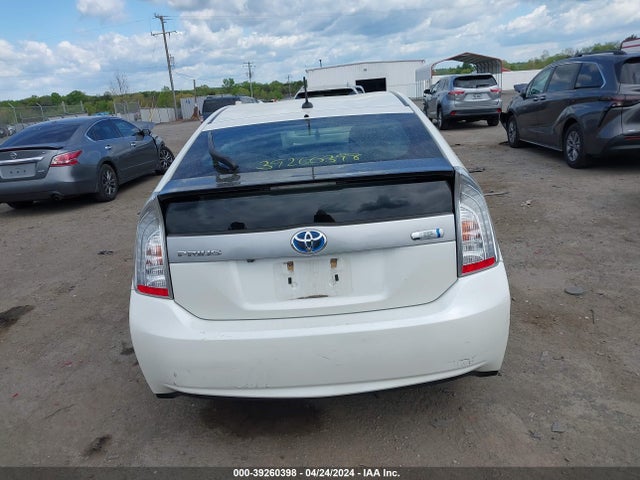 Toyota PRIUS PLUG-IN 2014 JTDKN3DP2E3050147 Image 16