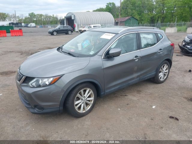 JN1BJ1CR0JW252855 Nissan Rogue Sport Sv