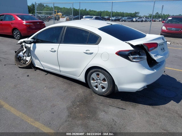 KIA FORTE LX 2018 3KPFK4A74JE184245 Image 3