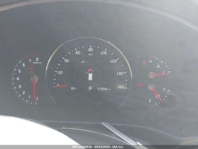 5XYPKDA50GG135557 KIA Sorento 3.3l Sxl