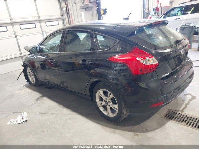 Ford FOCUS SE 2014 1FADP3K26EL175510 Image 3