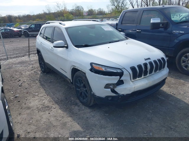 1C4PJLCS5EW139152 Jeep Cherokee Latitude