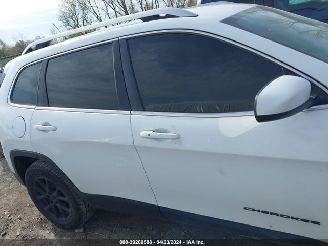 1C4PJLCS5EW139152 Jeep Cherokee Latitude