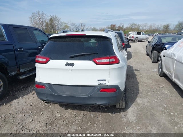 1C4PJLCS5EW139152 Jeep Cherokee Latitude