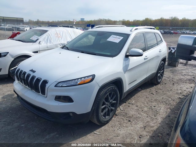 1C4PJLCS5EW139152 Jeep Cherokee Latitude