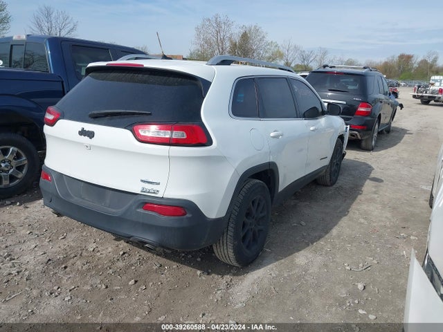 1C4PJLCS5EW139152 Jeep Cherokee Latitude
