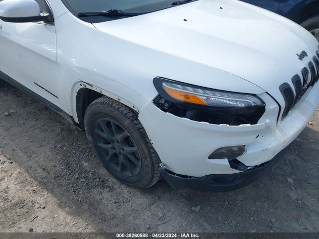 1C4PJLCS5EW139152 Jeep Cherokee Latitude