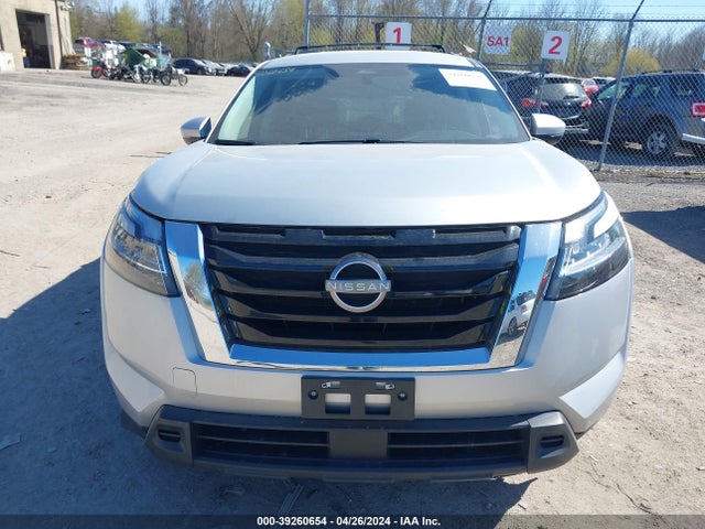 5N1DR3BC8NC229155 Nissan Pathfinder Sv 4wd
