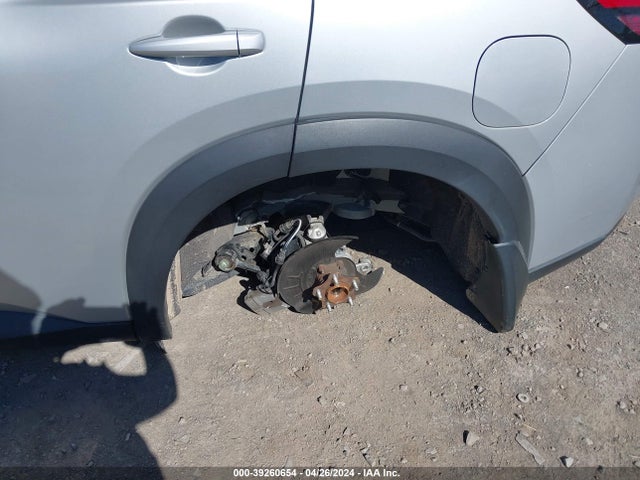5N1DR3BC8NC229155 Nissan Pathfinder Sv 4wd