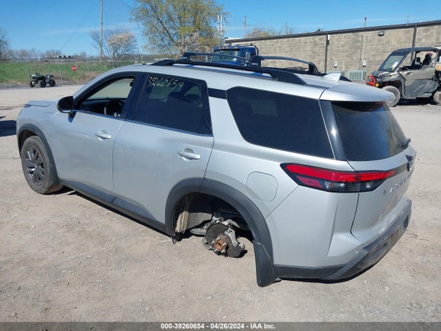 5N1DR3BC8NC229155 Nissan Pathfinder Sv 4wd