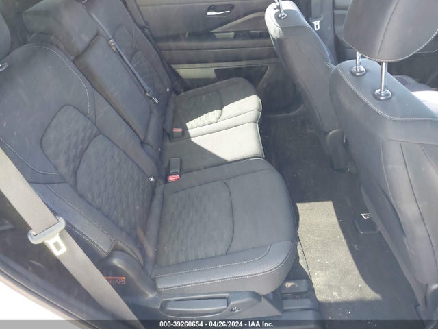 5N1DR3BC8NC229155 Nissan Pathfinder Sv 4wd
