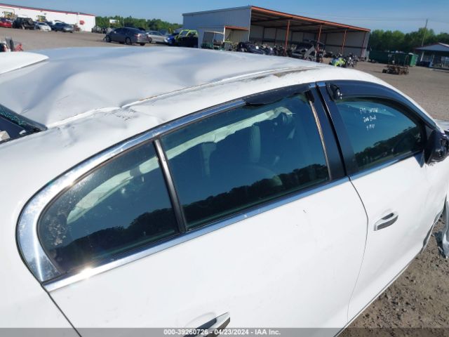 1G4GB5G37GF224200 Buick Lacrosse Leather