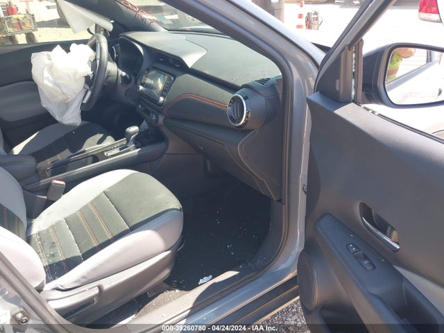 Nissan Kicks Sr Xtronic Cvt 2022 3N1CP5DV2NL507426 Image 5